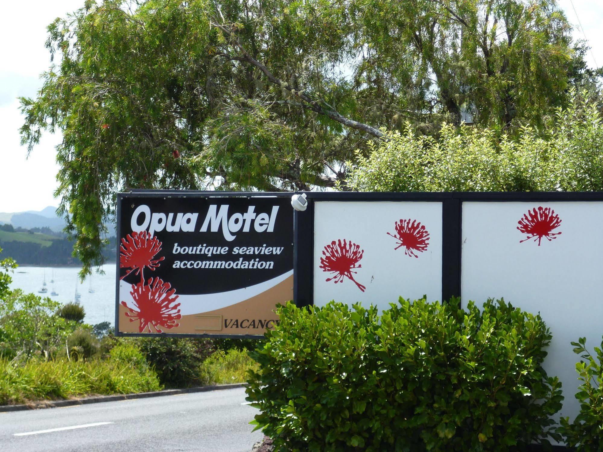 Opua Boutique Seaview Motel Экстерьер фото